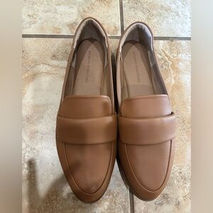 Amazon Essentials Brown Tan Leather-Look Loafers